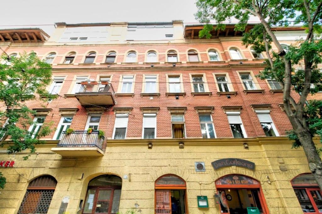 Nefelejcs Near The Keleti Railway Station Apartment Budapest Ngoại thất bức ảnh